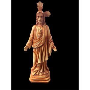 Standing Sacred Heart of Jesus Christian Devotional Sculpture in Faux Cedar Wood